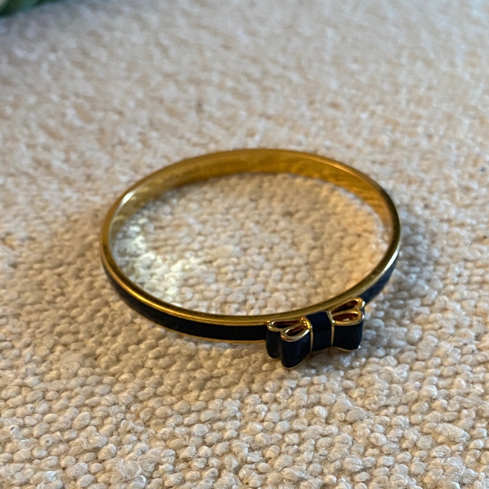 Kate spade bow bangle